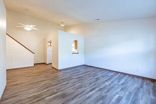 Covey Run Apartments in Miamisburg, OH - Building Photo