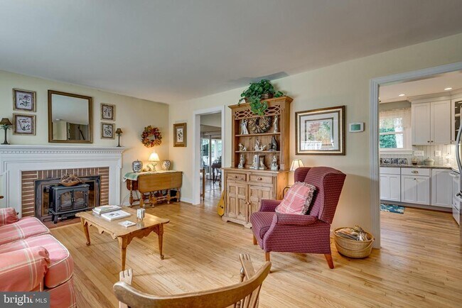 318 Hollyberry Rd in Severna Park, MD - Building Photo - Building Photo
