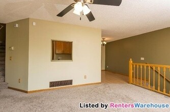 14385 Estates Ave in Apple Valley, MN - Building Photo - Building Photo