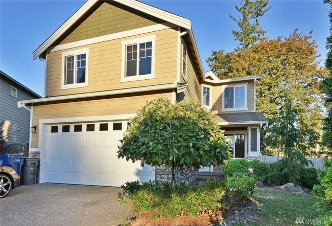 property at 4418 137th Pl SE