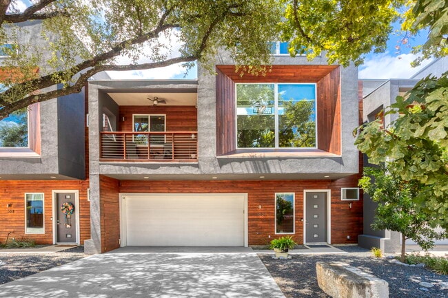 property at 326 Clay St