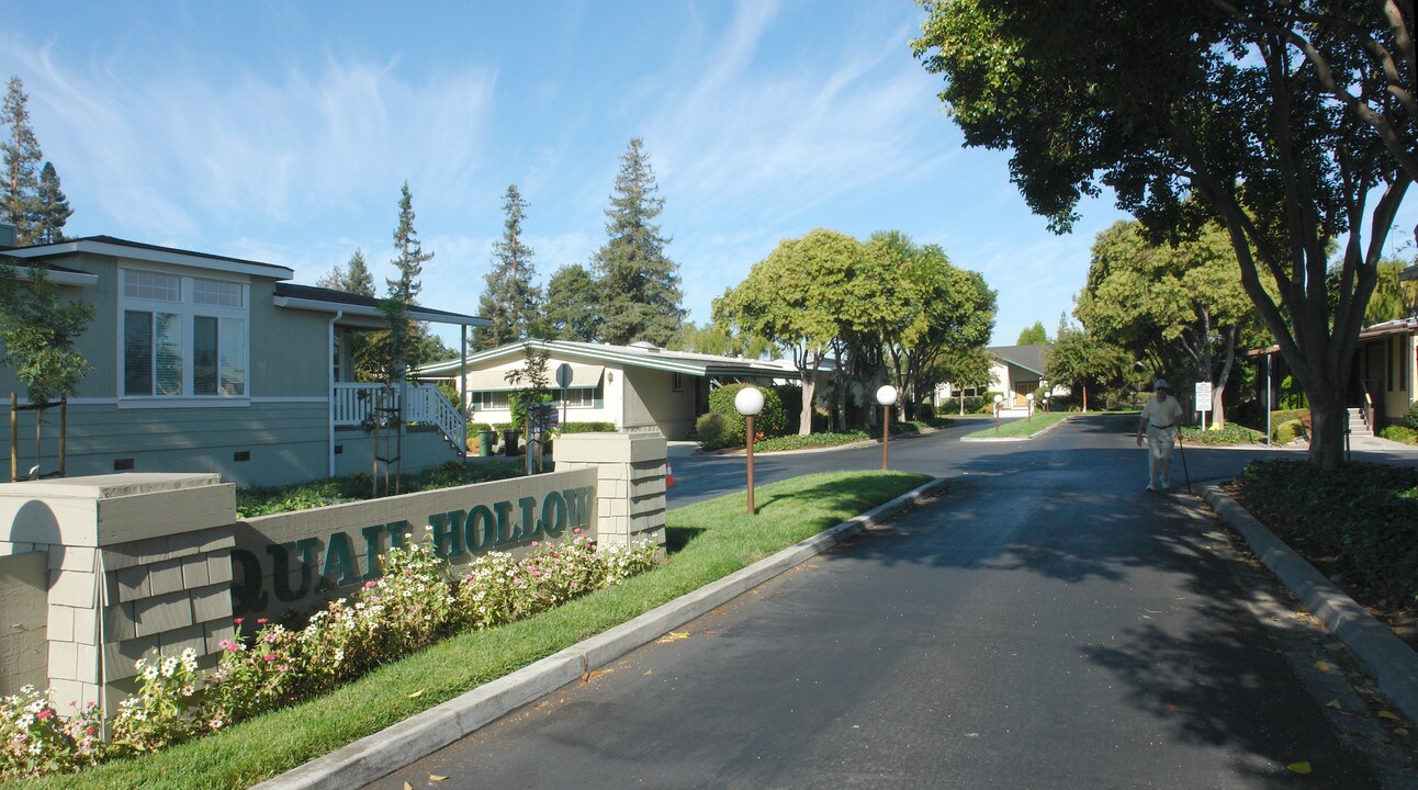 Quail Hollow in San Jose, CA - Building Photo