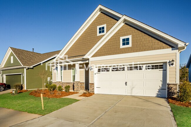 1072 Mapletree Ln in Indian Trail, NC - Building Photo - Building Photo