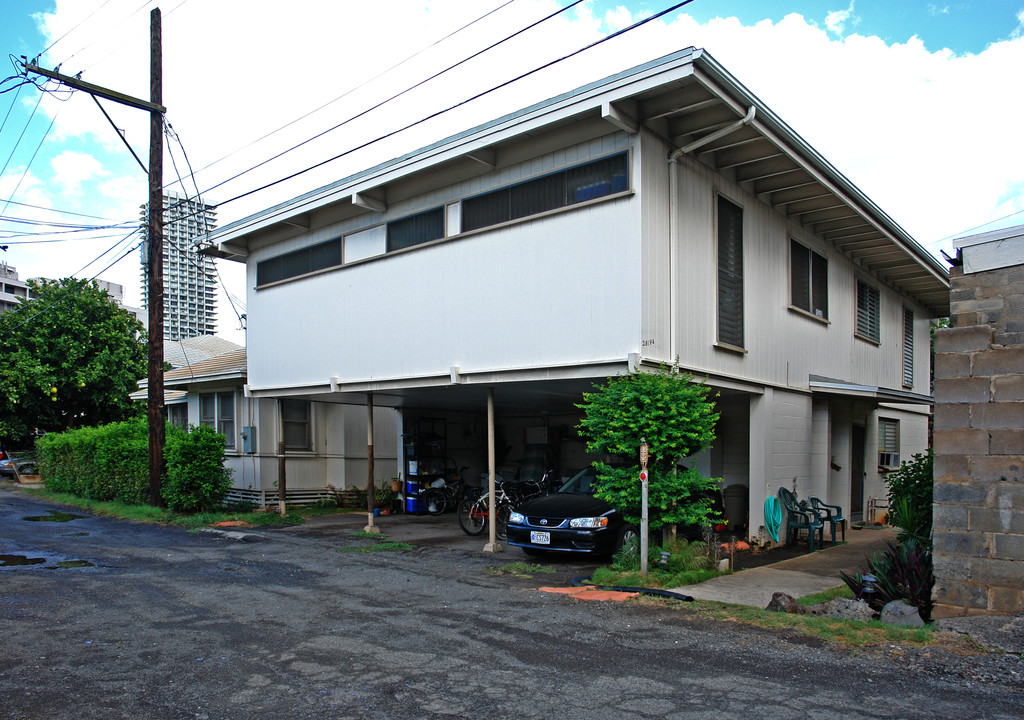 2819 Waialae Ave in Honolulu, HI - Foto de edificio