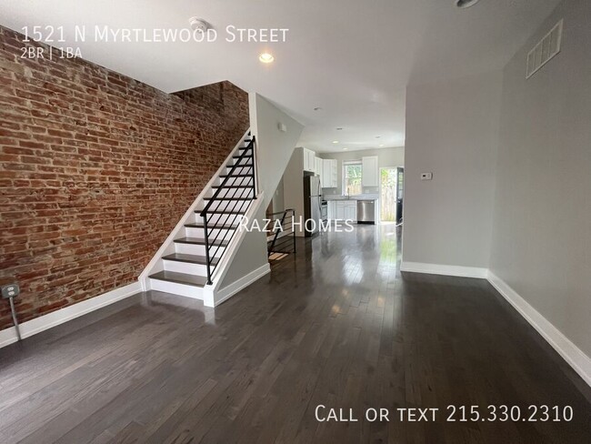1521 N Myrtlewood St in Philadelphia, PA - Building Photo - Building Photo
