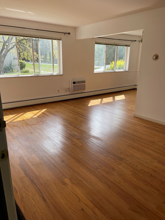 property at 4113 Telegraph Rd