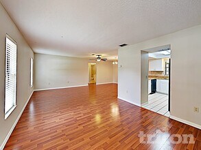 12207 Bluefield St in Spring Hill, FL - Building Photo - Building Photo