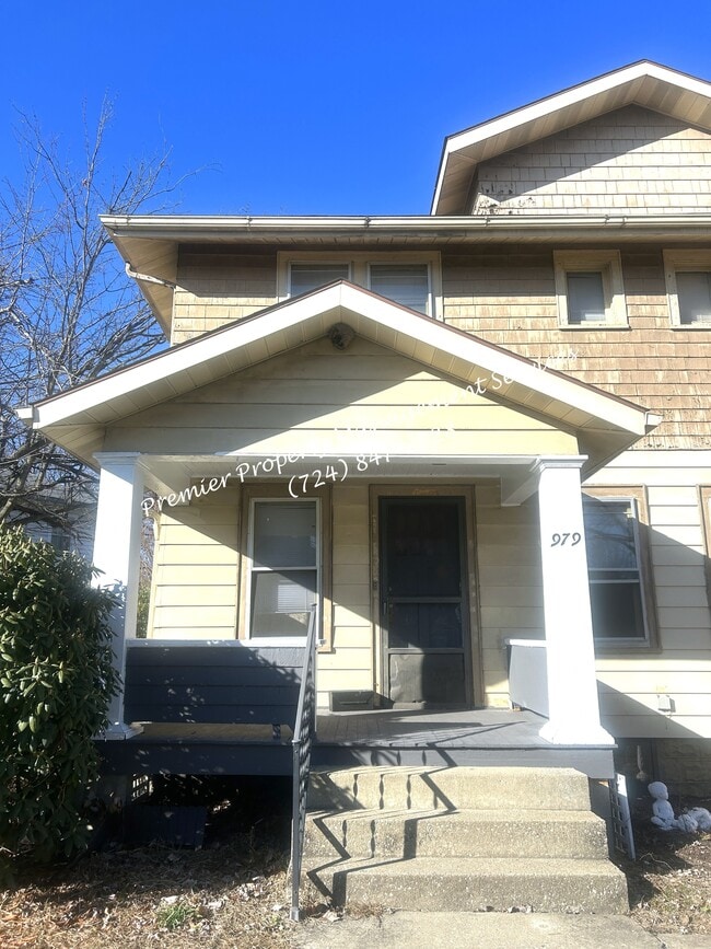 property at 979 King St