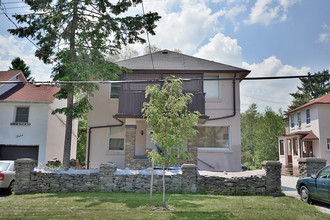 14-18 Bonnyview Dr in Toronto, ON - Building Photo - Building Photo