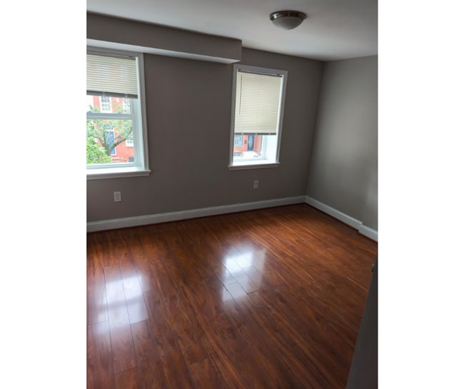 property at 1932 Bank St