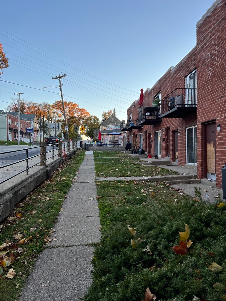 Hillside Terrace Apartments Abington, PA Apartments