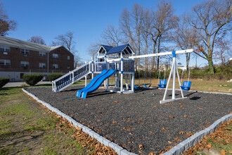 Cranston Hall Apartments in Wilmington, DE - Building Photo - Building Photo