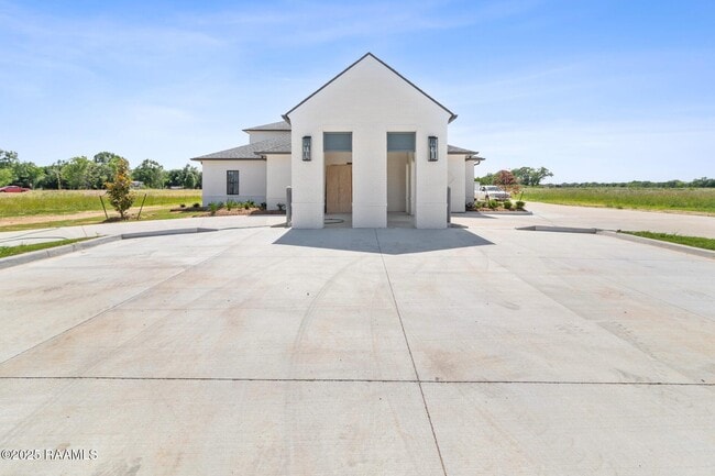 1102 Apollo Rd in Scott, LA - Building Photo - Building Photo
