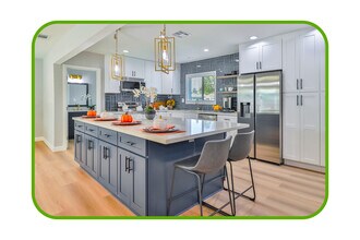 8520 Jumilla Ave in Winnetka, CA - Building Photo - Building Photo