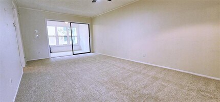 3036 Eastland Blvd in Clearwater, FL - Building Photo - Building Photo