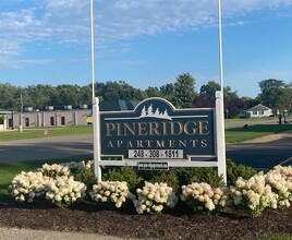 Pine Ridge Apartments in Highland, MI - Building Photo - Building Photo
