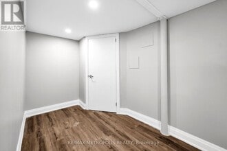 48 Billingsgate Crescent in Ajax, ON - Building Photo - Building Photo