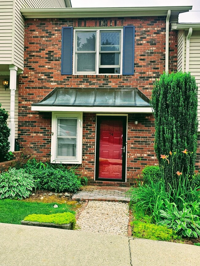 property at 2705 N Center St