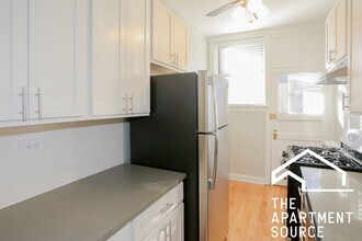 1940 W Winona St, Unit 1 in Chicago, IL - Building Photo - Building Photo