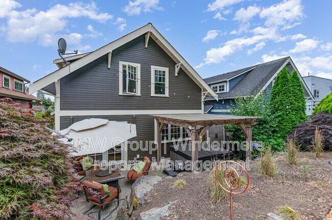 property at 605 20th Ave