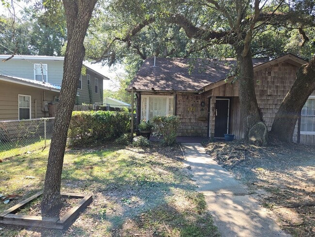 property at 171 St Charles Ave
