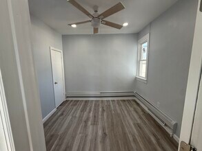 375 John F. Kennedy Blvd in Bayonne, NJ - Building Photo - Building Photo