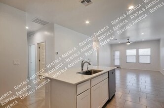 3559 N Kellen Canyon Ct in Tucson, AZ - Foto de edificio - Building Photo