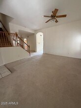 6431 W Desert Hollow Dr in Phoenix, AZ - Building Photo - Building Photo