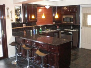 11849 Ontario Dr in Sterling Heights, MI - Foto de edificio - Building Photo