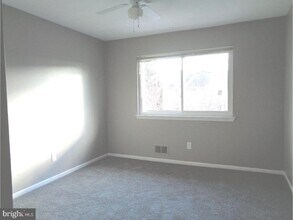 101 Greenridge Cir in Newtown, PA - Building Photo - Building Photo