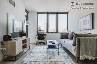637 N Wells St in Chicago, IL - Building Photo - Building Photo