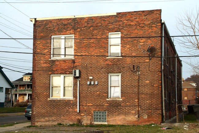 7430 Alaska St in Detroit, MI - Building Photo - Building Photo