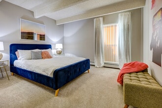 Monaco South in Denver, CO - Building Photo - Building Photo