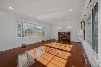 139 Pennsylvania Ave in East Lyme, CT - Building Photo - Building Photo