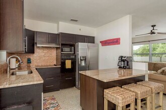 2153 Pocahontas Dr in Largo, FL - Building Photo - Building Photo