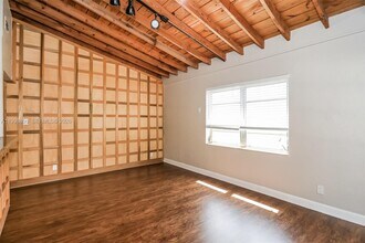 1328 NW 3rd Ave in Fort Lauderdale, FL - Building Photo - Building Photo