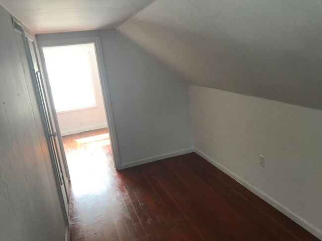 property at 2228 E Keys Ave
