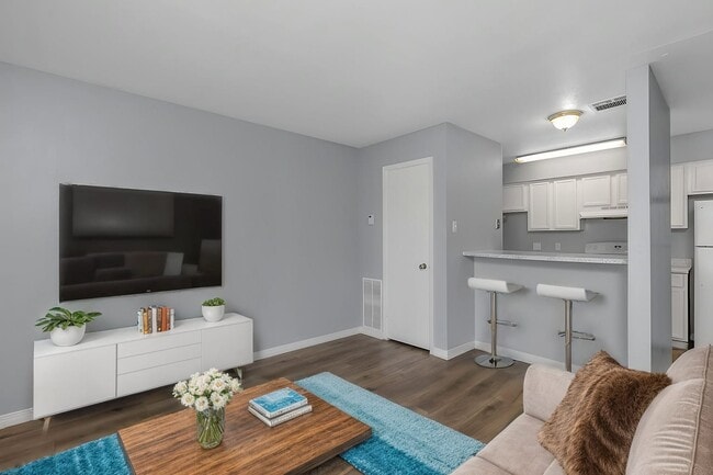 Lifestyle on Pines in Shreveport, LA - Foto de edificio - Building Photo