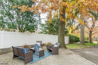 61 Claremont Ave in Montclair, NJ - Building Photo - Building Photo