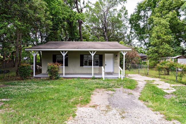 1158 Gorgas St in Mobile, AL - Building Photo - Building Photo