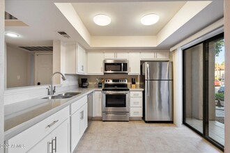 9460 N 92nd St in Scottsdale, AZ - Building Photo - Building Photo