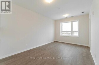 3265 Carding Mill Trail in Oakville, ON - Building Photo - Building Photo