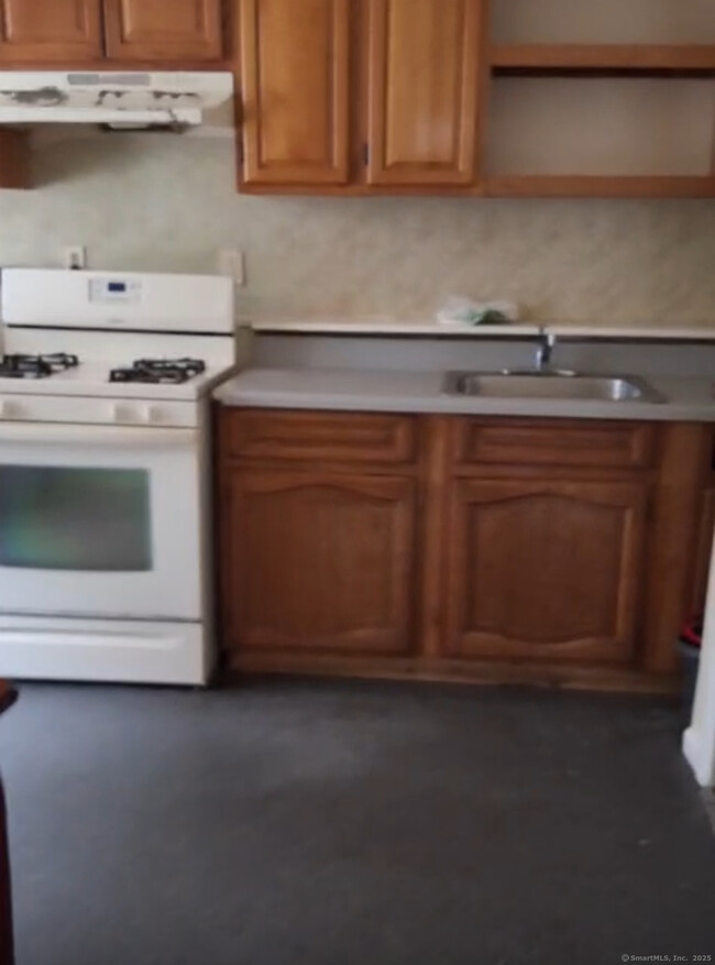 property at 723 Stillman St
