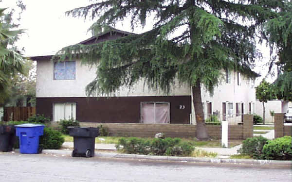 Camelot Court in San Bernardino, CA - Building Photo - Building Photo