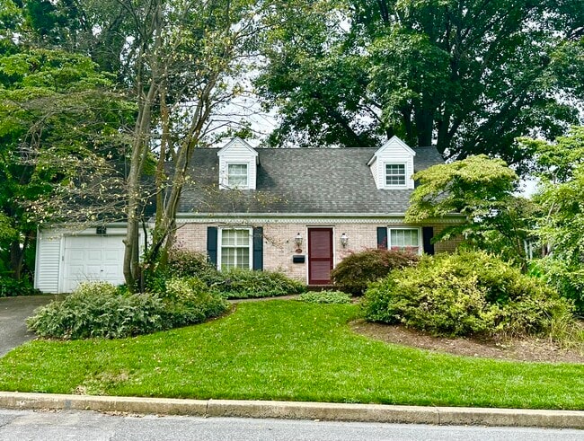 property at 255 N Jackson St