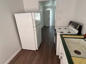 2816 E Hammond Ave in Fresno, CA - Building Photo