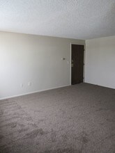7091 Hooker St-Unit -202 in Westminster, CO - Building Photo - Building Photo