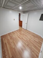 44 Nashua St, Unit 1 in Clinton, MA - Foto de edificio - Building Photo