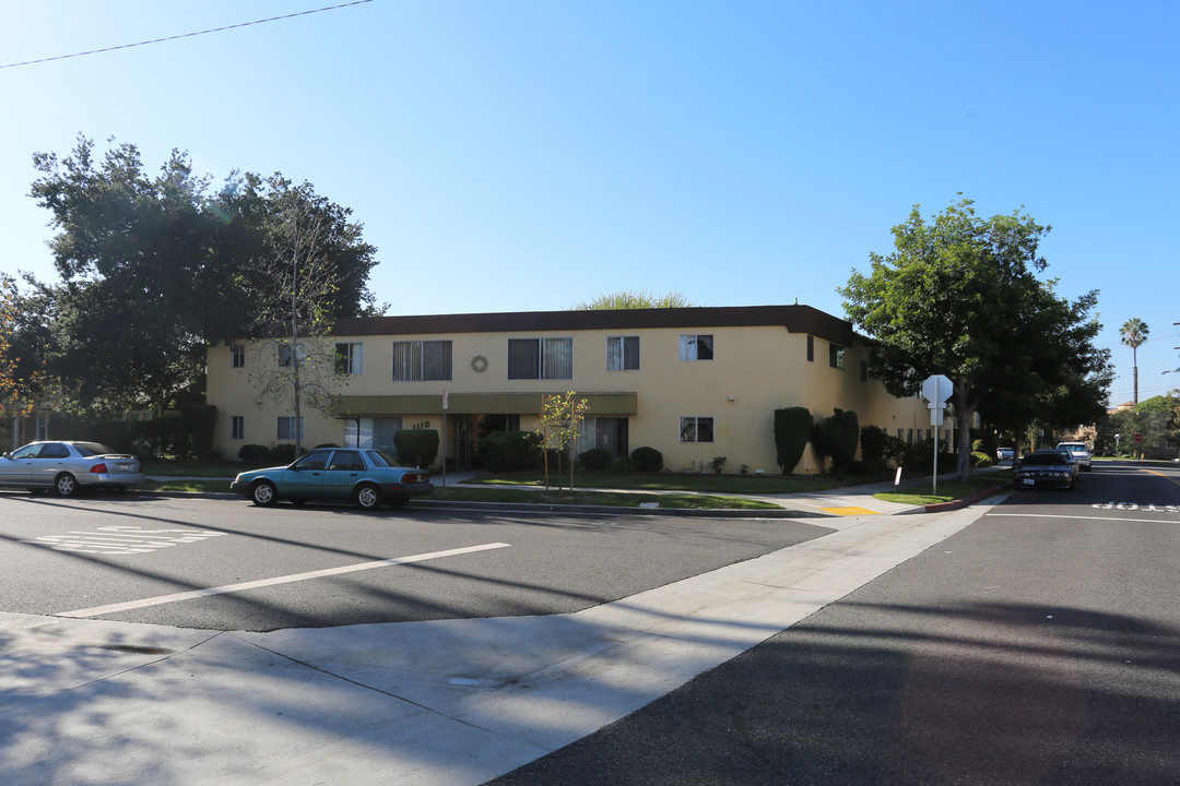 1110 E Doran St in Glendale, CA - Building Photo