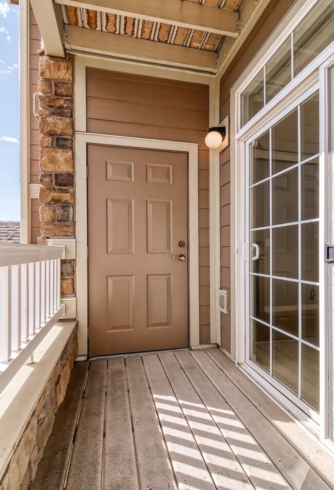 7440 S Blackhawk St in Englewood, CO - Foto de edificio - Building Photo